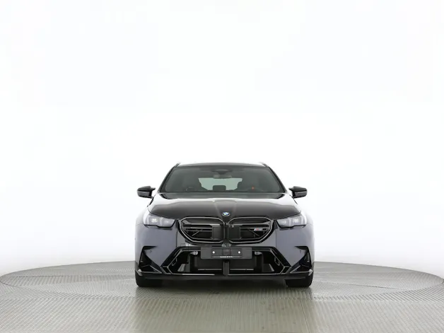 BMW M5 xDrive Touring