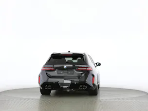 BMW M5 xDrive Touring