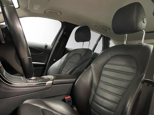 Mercedes-Benz GLC 250 AMG Line 4Matic 9G-Tronic