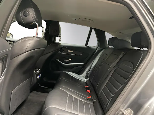 Mercedes-Benz GLC 250 AMG Line 4Matic 9G-Tronic