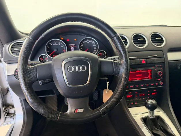 Audi A4 Cabriolet 2.0T FSI S-Line