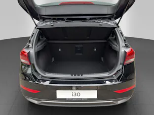 Hyundai i30 1.5 T-GDi Amplia DCT