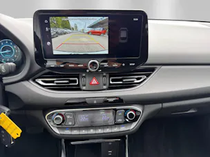 Hyundai i30 1.5 T-GDi Amplia DCT