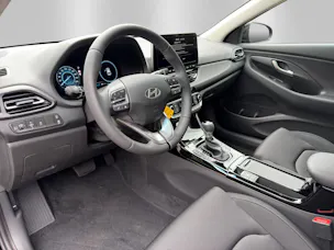 Hyundai i30 1.5 T-GDi Amplia DCT