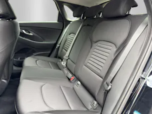 Hyundai i30 1.5 T-GDi Amplia DCT