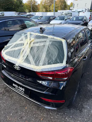 HYUNDAI i30 1.5 T-GDi Amplia DCT