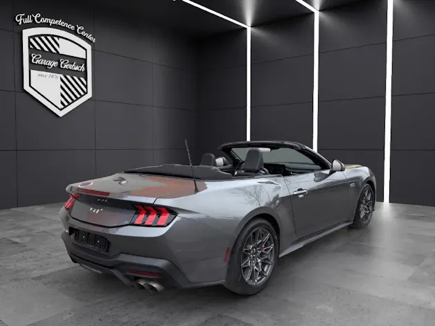 Ford Mustang Convertible 5.0 V8 GT