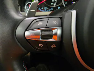BMW M6 Coupé Drivelogic aus 1.Hand mit nur 19'900 Km