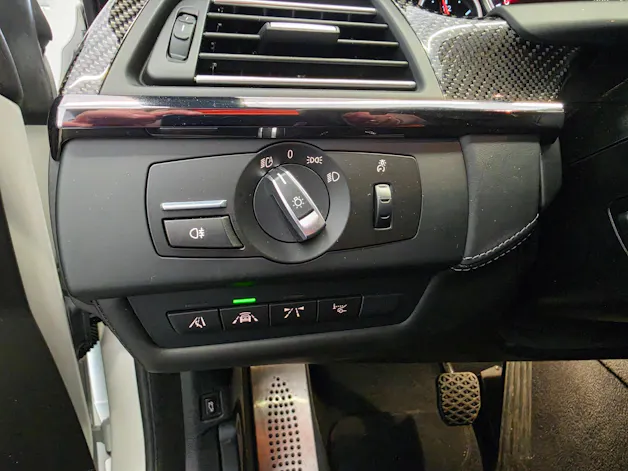 BMW M6 Coupé Drivelogic aus 1.Hand mit nur 19'900 Km