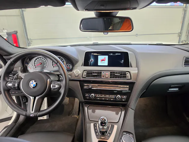 BMW M6 Coupé Drivelogic aus 1.Hand mit nur 19'900 Km