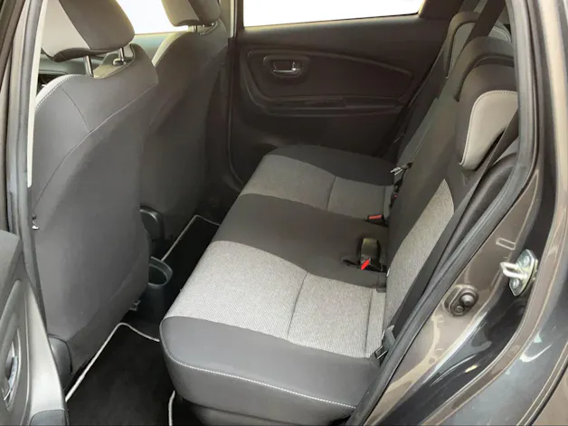 Toyota Yaris 1.5 VVT-i HSD Trend