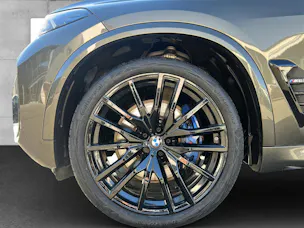 BMW X5 M60i xDrive