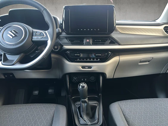 immagine del veicolo 17 immagine del veicolo 17