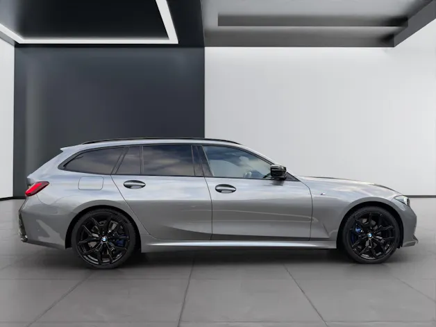 BMW M340i xDrive Touring