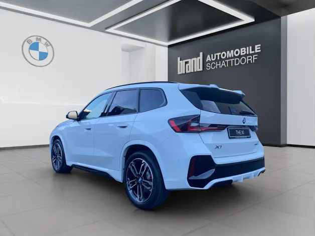 BMW X1 23i xDrive paddles