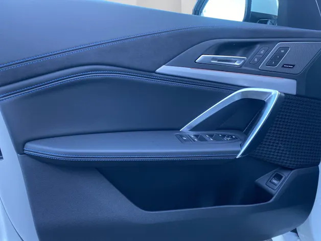 BMW X1 23i xDrive paddles