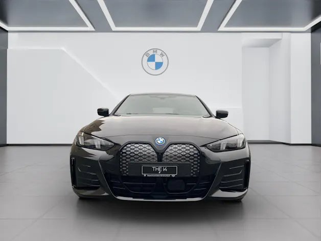 BMW i4 xDrive40