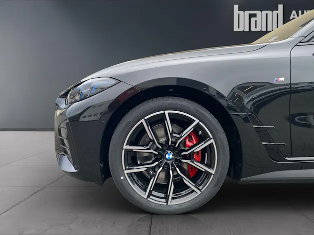 BMW i4 xDrive40