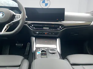 BMW i4 xDrive40