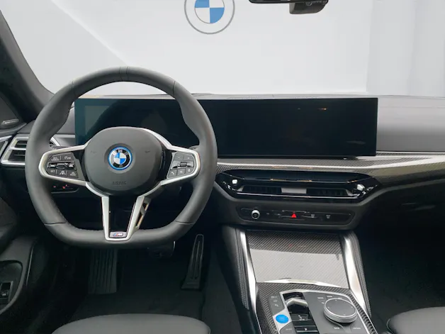 BMW i4 xDrive40
