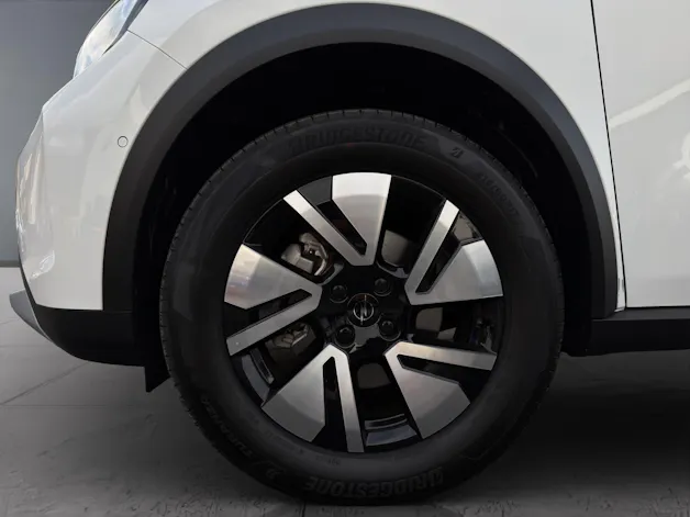Opel Frontera 1.2 T HEV 145 GS