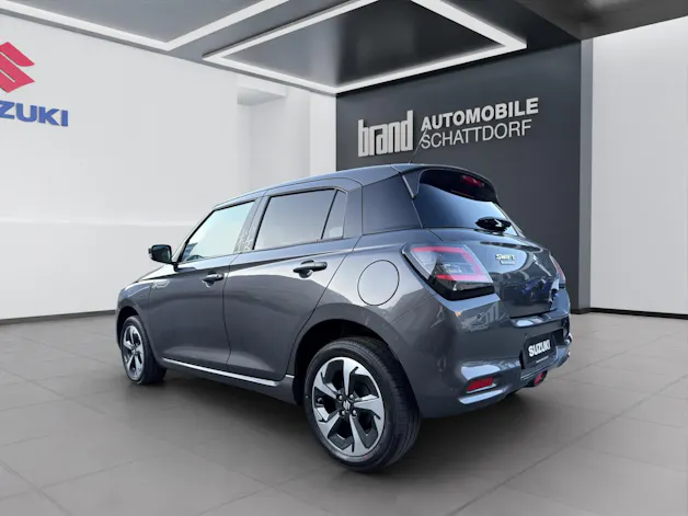 Suzuki Swift 1.2 Sakura Top Hybrid 4x4