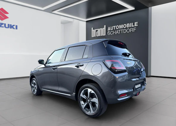 immagine del veicolo 2 immagine del veicolo 2