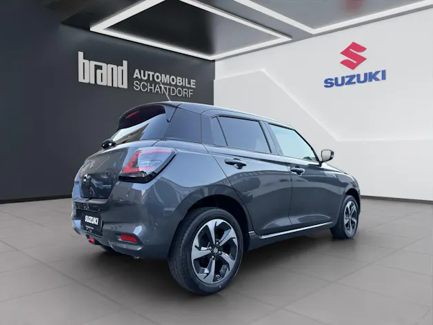 Suzuki Swift 1.2 Sakura Top Hybrid 4x4