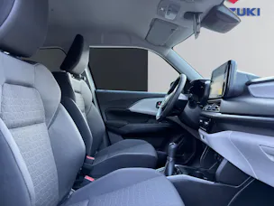 Suzuki Swift 1.2 Sakura Top Hybrid 4x4