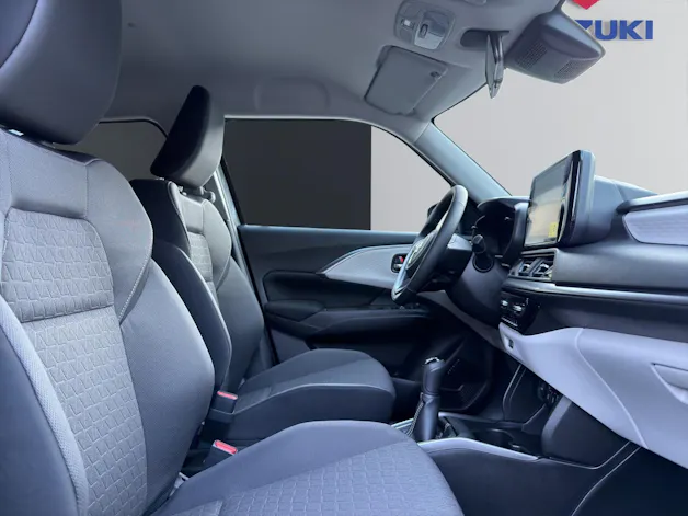 Suzuki Swift 1.2 Sakura Top Hybrid 4x4