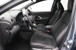 Fahrzeugbild TOYOTA Yaris 1.5 VVT-i HSD GR Sport