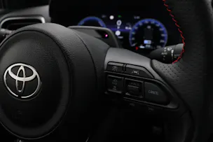 Toyota Yaris 1.5 VVT-i HSD GR Sport