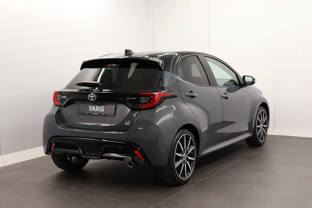 Toyota Yaris 1.5 VVT-i HSD GR Sport