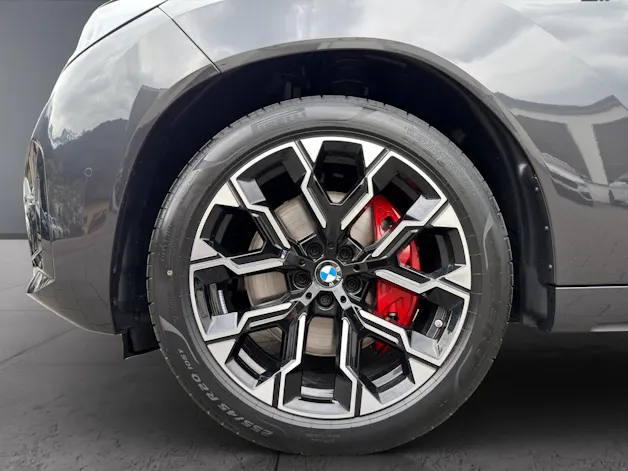 BMW X3 M50i