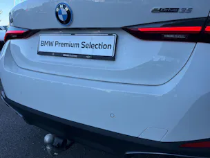 BMW i4 eDrive35