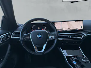 BMW i4 eDrive35