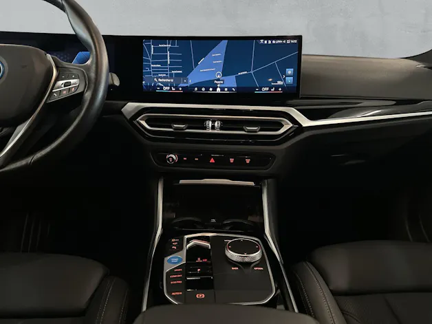 BMW i4 eDrive35