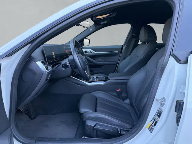 BMW i4 eDrive35