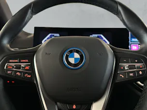 BMW i4 eDrive35