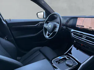 BMW i4 eDrive35