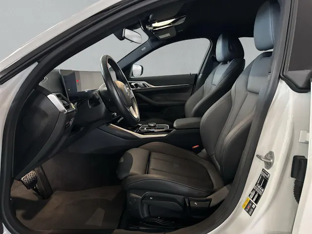 BMW i4 eDrive35