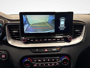 https://vehicle.imgix.net/4262386/937458b5-cb63-4c1a-af59-34fa140cc19a.jpg