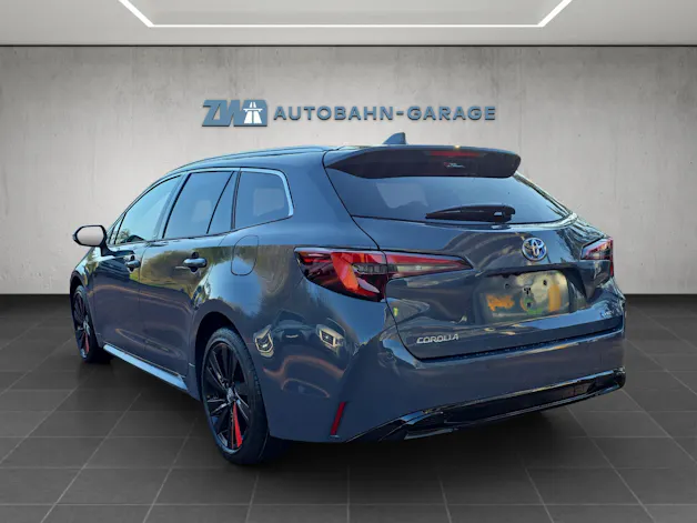 Toyota Corolla Touring Sports 2.0 HSD Swiss Edition