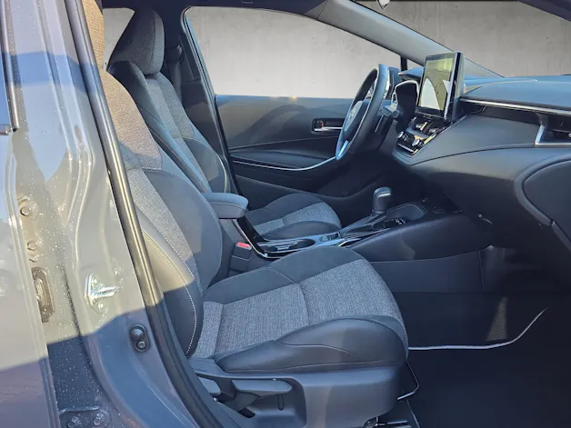 Toyota Corolla Touring Sports 2.0 HSD Swiss Edition