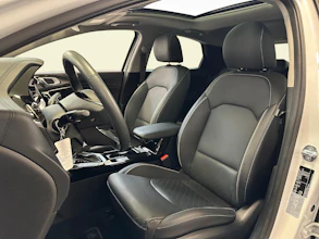 https://vehicle.imgix.net/4262409/89de5251-2f5e-4feb-9160-e513ed78d7a0.jpg