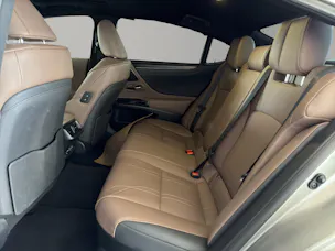 Lexus ES 300h Excellence