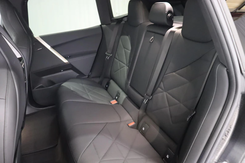 immagine del veicolo BMW iX