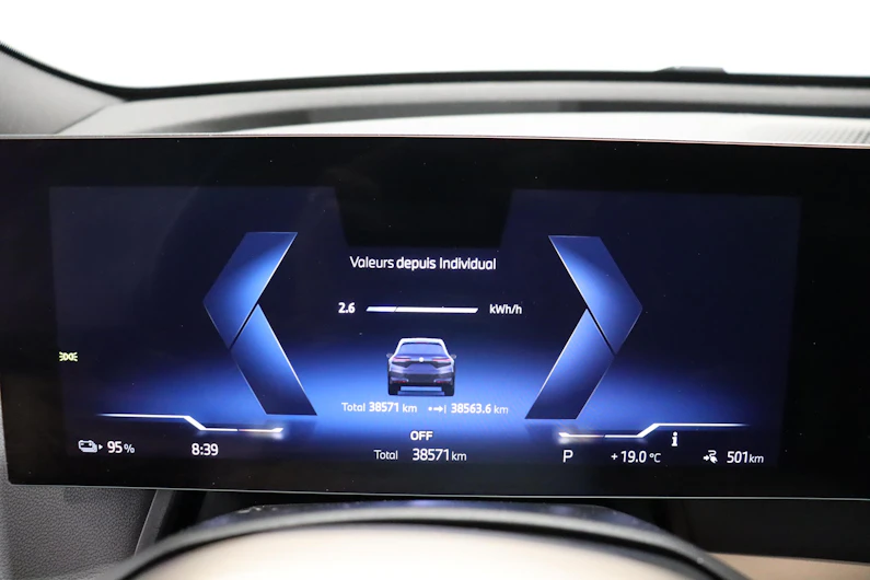 immagine del veicolo BMW iX