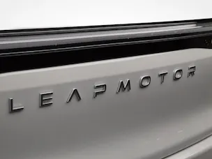 Leapmotor C10 Design AWD 1.99% Leasing bei Abschluss Emil Frey Protect