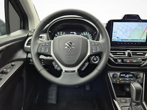 Fahrzeugbild SUZUKI S-Cross 1.4 T Sakura Top Hybrid 4x4